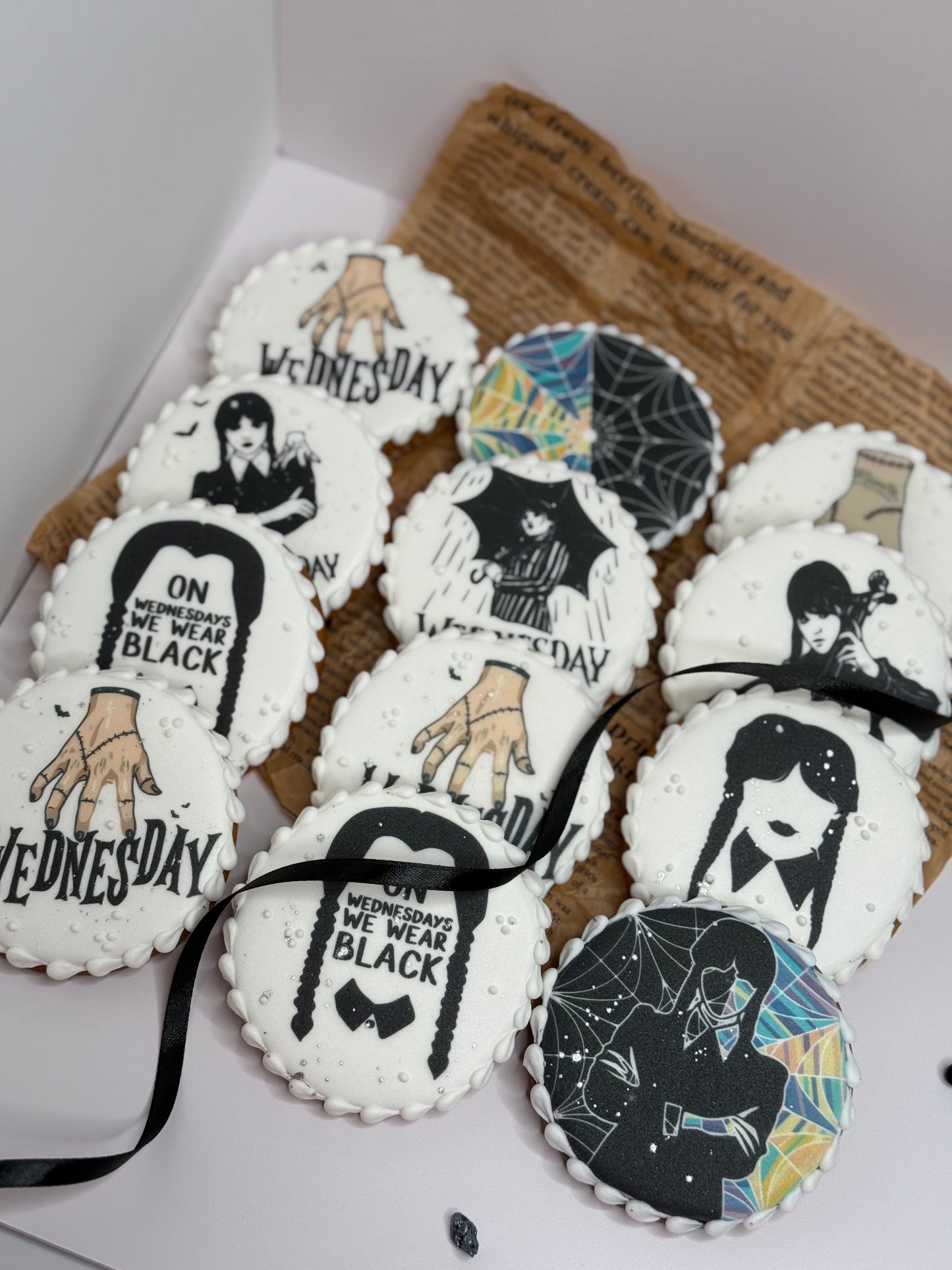 Wednesday Set aus 10 Cookies